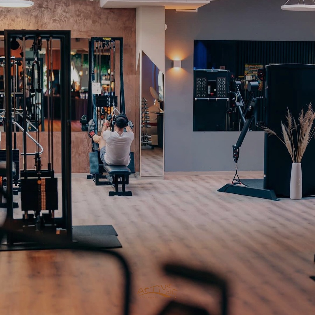Kein Gym hat mehr Style als wir! 🏋️♂️🔥
Active City – wo Training auf Ästhetik trifft.
#MostStylishGym #ActiveCityVibes #fitnessstudio #kremsanderdonau