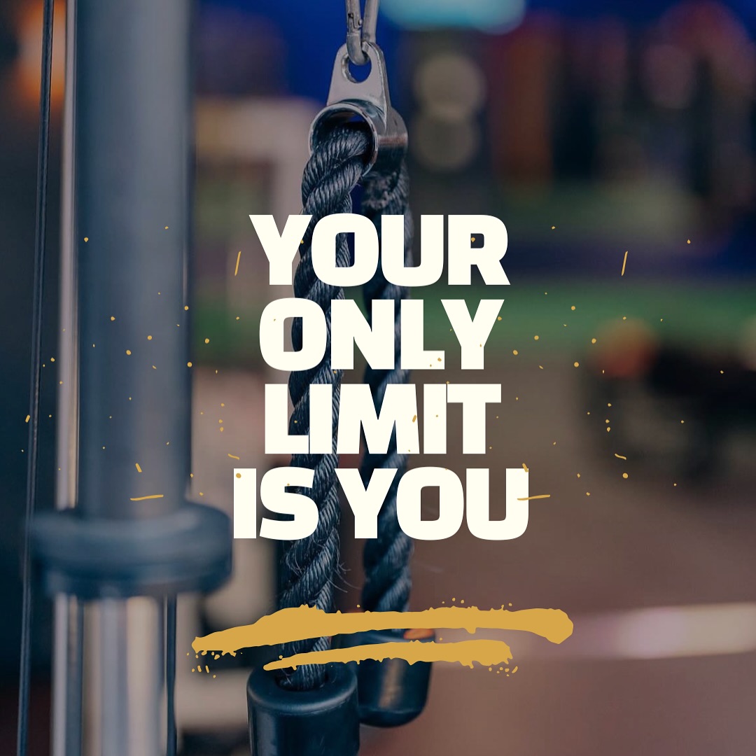 Dein einziges Limit bist DU. 💪🔥 Wachse über dich hinaus und werde die beste Version deiner selbst! #KeineAusreden #GymLife #jedentagstärker