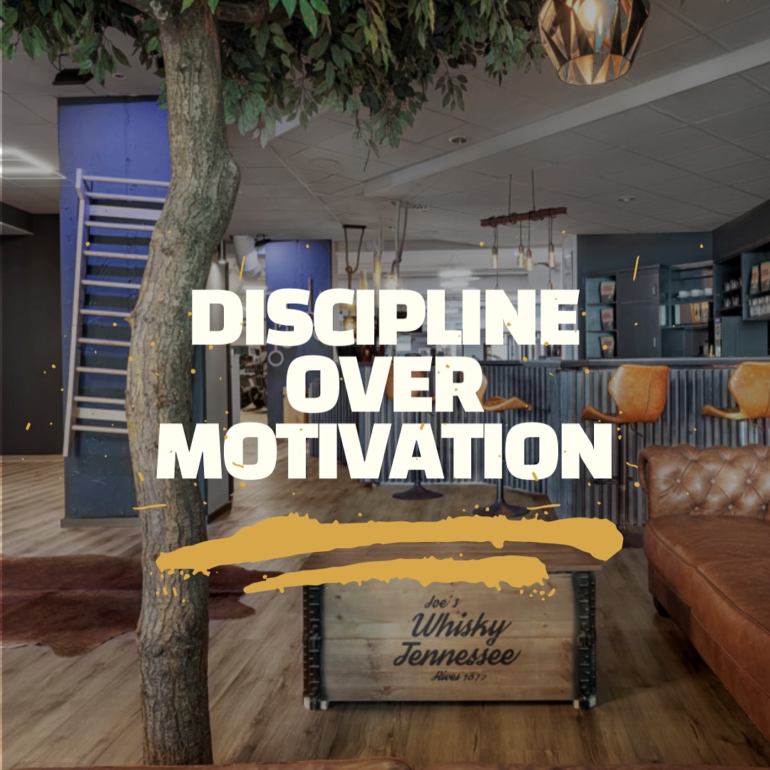 Motivation hat ein Ablaufdatum. Disziplin ist für immer. Willkommen in Active City. 💪🏽💯
#activecity #fitnessstudio #gym #motivation